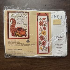 Vtg Fall Thanksgiving Creative Circle Horn of Plenty Crewel Wool Yarn Stitch Kit